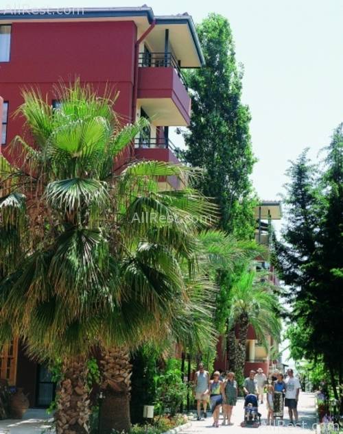 Sandy Beach Hotel 9